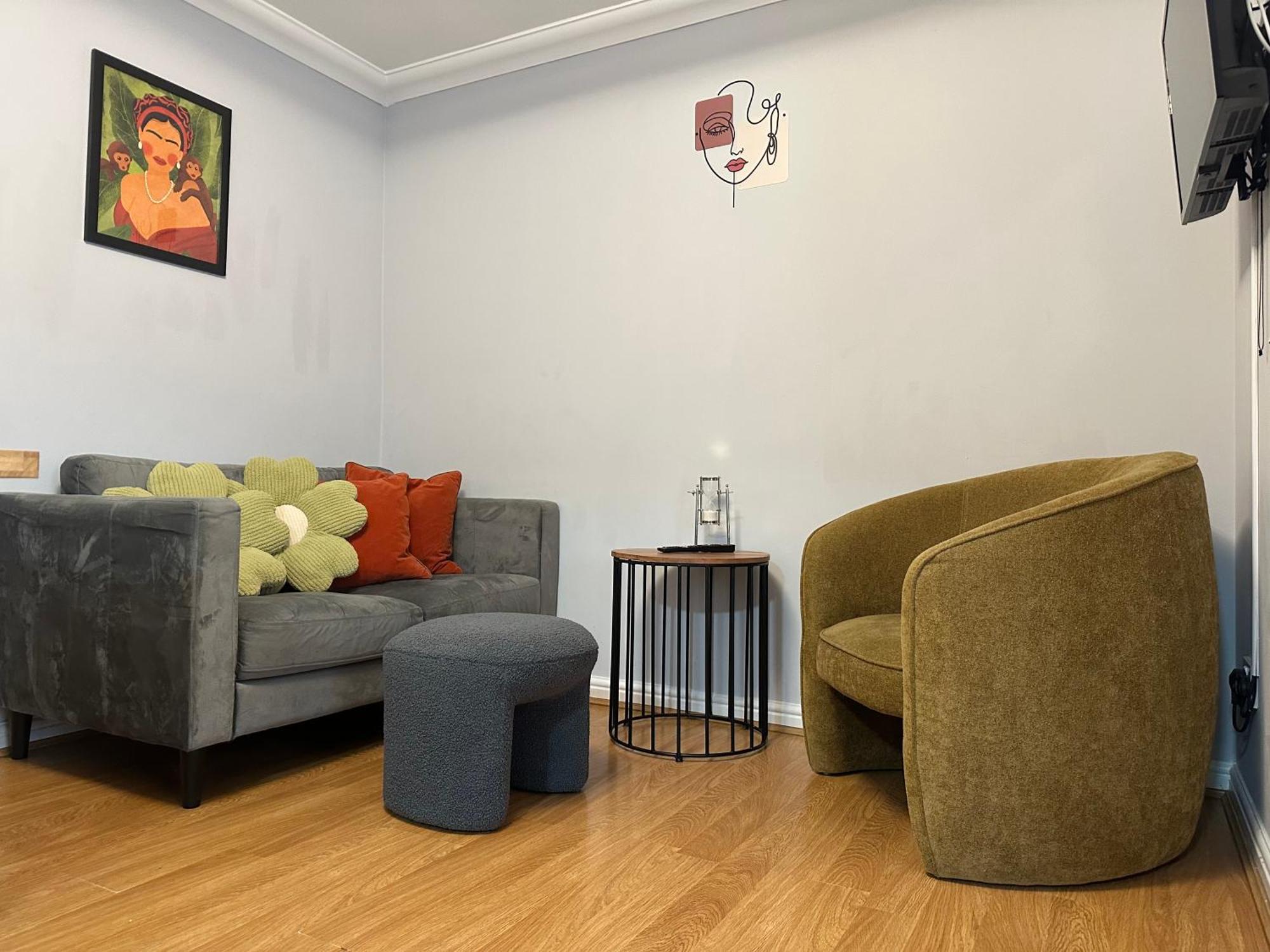 Private Main Door Lovely 2 Bedroom Apartment EDI Kültér fotó